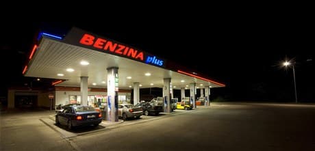 Sleva 1 Kč z každého litru benzinu či nafty