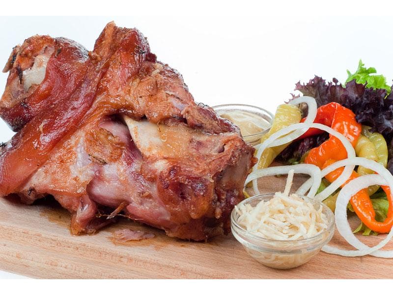 1,5 kg vepřového kolena v restaurace u Písaře