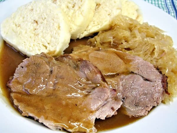 Polední menu v KRČMĚ U DVOU TYGRŮ ve Zlíně!