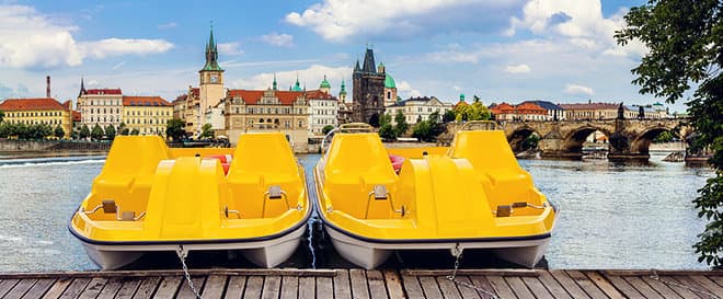 Sleva 50% na půjčení šlapadel na Vltavě