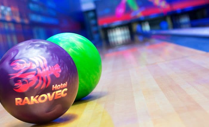 1 či 2 hodiny bowlingu až pro 8 osob s občerstvení