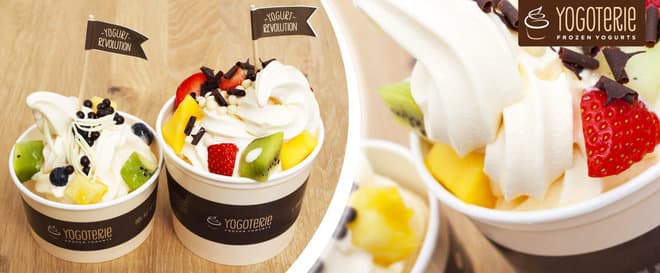  200 g Frozen Yogurtu s posypy a polevou