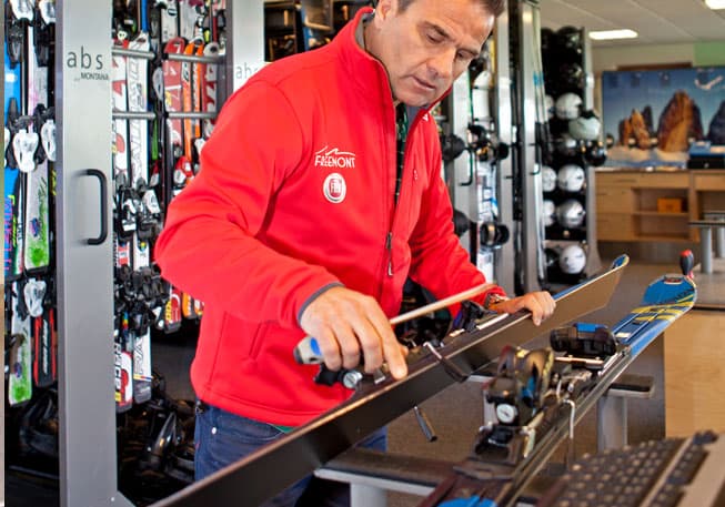 Špičkový servis lyží či snowboardů