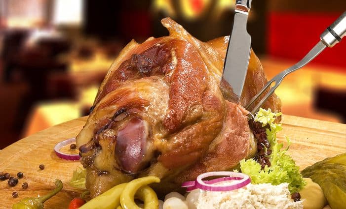 Kilové pečené koleno na černém pivě