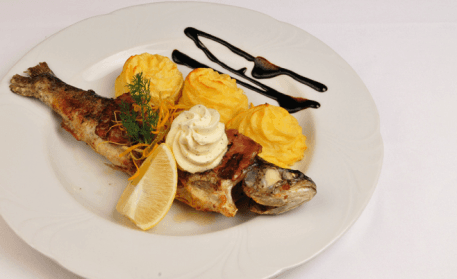 VEŠKERÁ JÍDLA v restauraci U Patrona s 60 % slevou