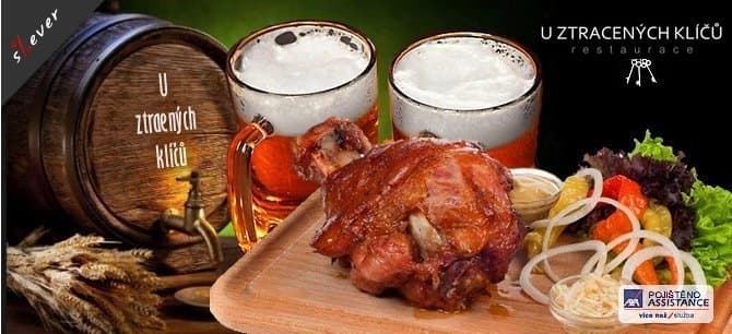 Šťavnaté pečené koleno 900 g na černém pivě