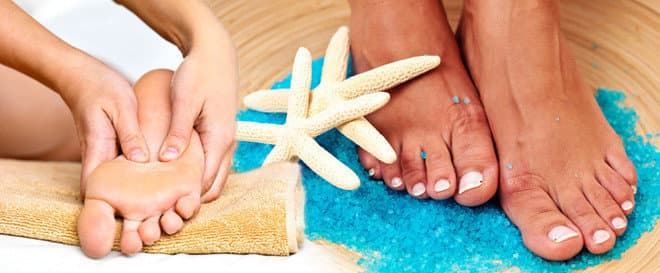 Mokrá regenerující Spa pedikúra s mořskou řasou