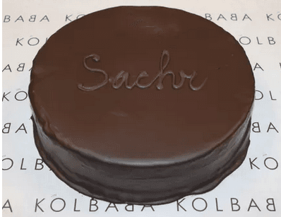 Velký sachr dort z vyhlášené cukrárny Kolbaba