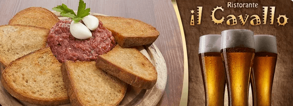 Hovězí tatarák (500 g) s topinkami i pivem