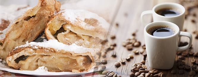 2x cafe latté a 2x domácí jablečný závin 