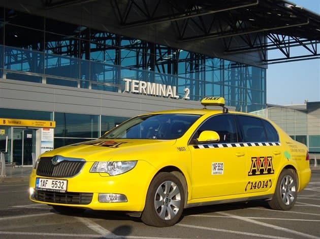 AAA Taxi - cena 14,90 Kč/Km po celé Praze