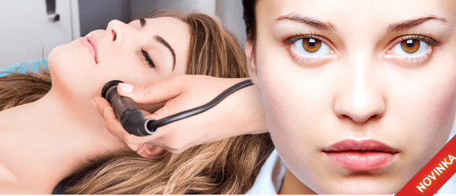 Biostimulační laser nebo radiofrekvence obličeje 
