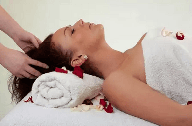 Wellness day: péče o ruce a nohy,kosmetika i masáž