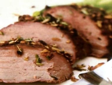 Dvě panenky zabalené ve slanině v Petřvalďance