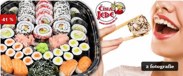 Bohatý set plný sushi lahůdek s rozvozem až domů
