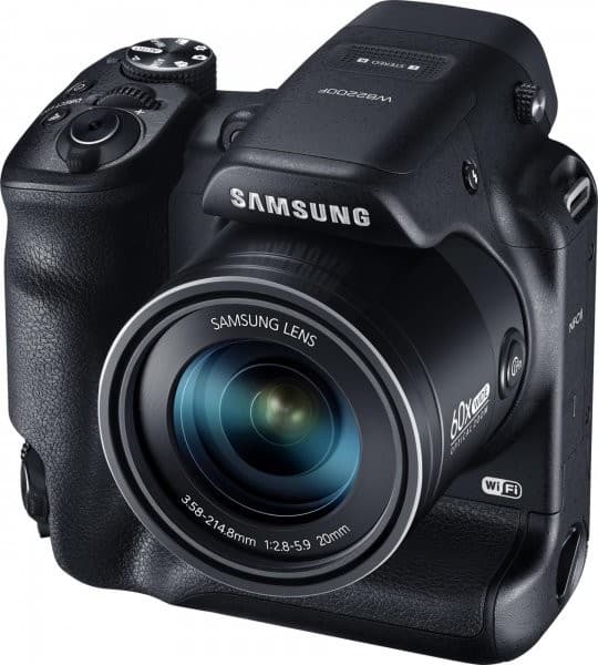 Samsung foťák, 60x zoom, Wifi, NFC - sleva 3000