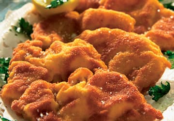 1kg kuřecích a vepřových řízků s hranolkami 