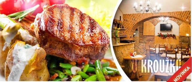 2 x 200g steak s přílohou a omáčkou dle výběru
