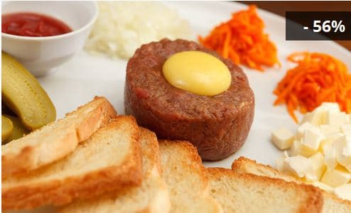 Vynikající 200 g tatarák + 10 topinek