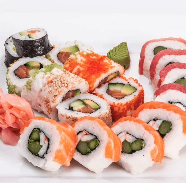 Degustační sushi menu v japonské restauraci