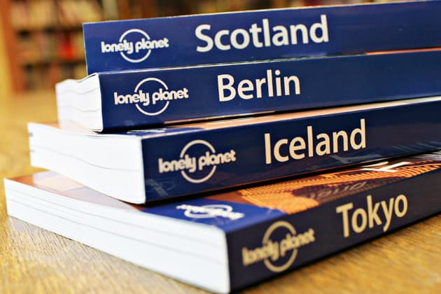 Průvodci od Lonely Planet - 1+1 zdarma 