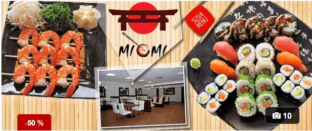 Kousky sushi, mořské řasy i čerstvý salát