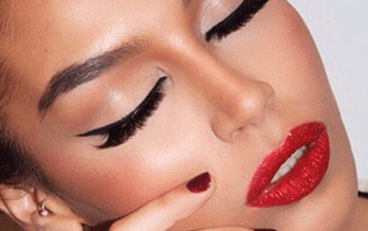 Permanentní make-up obočí, očních linek nebo rtů