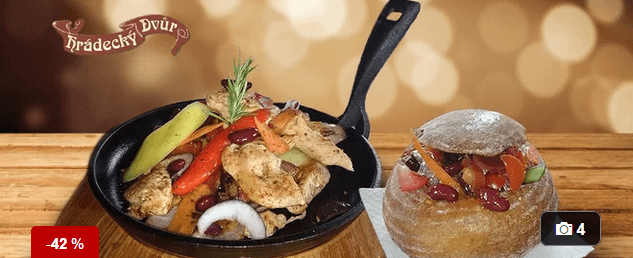 2× mexické kuřecí fajitas a polévky v chlebu