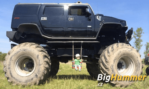 30min jízda v Monster trucku či Gaz Tigru,Milovice