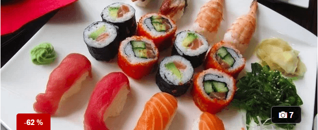 28 kousků sushi, 2 polévky i čerstvý salát
