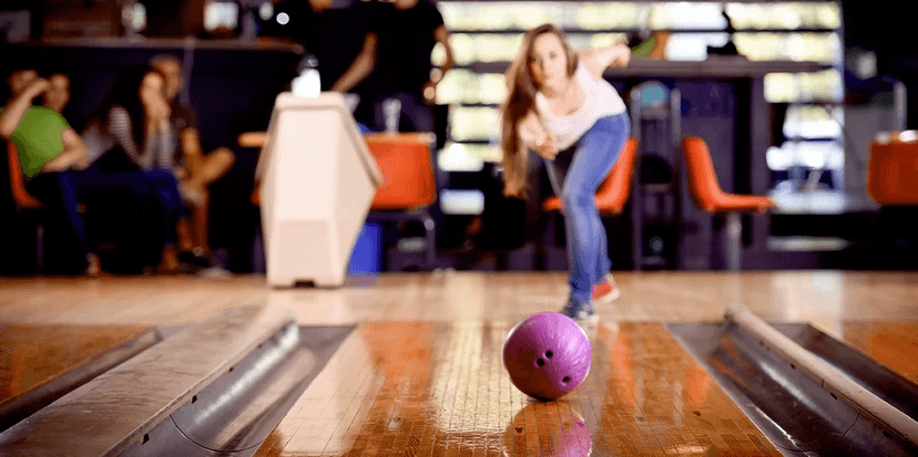 Hodina bowlingu pro partu až 8 hráčů