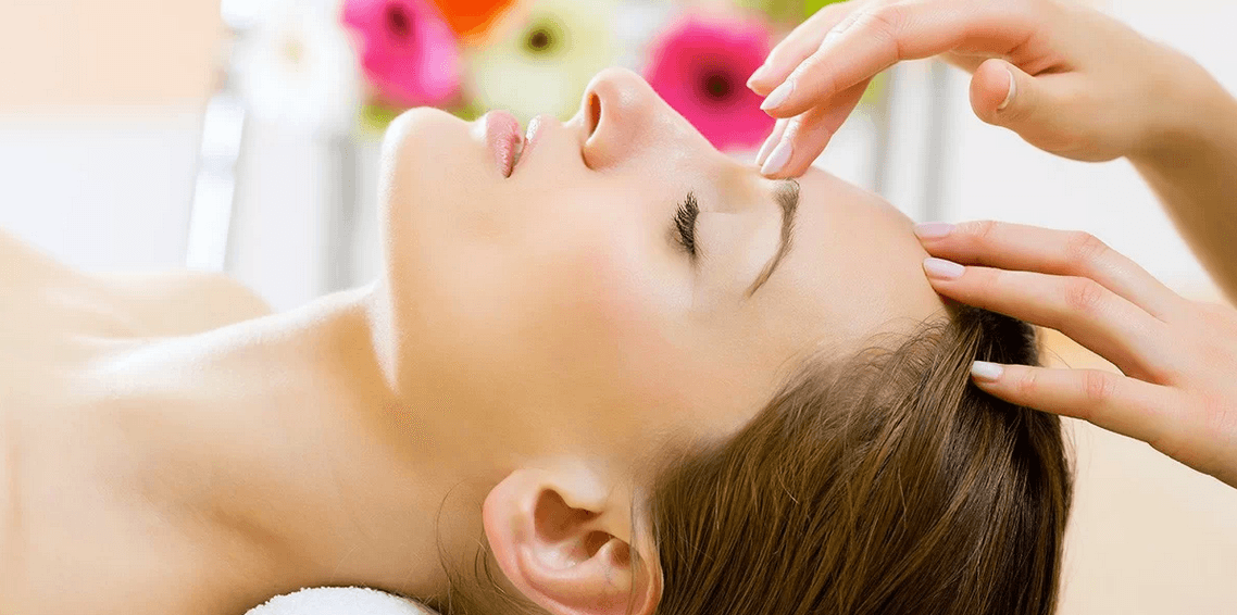 30min. relaxační masáž obličeje,krku,dekoltu a uší