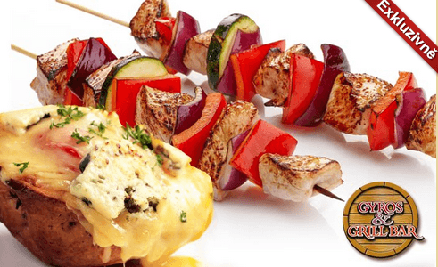 Špíz z vepřové panenky a kuřecích steaků ve Frýdku