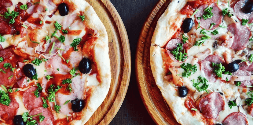 Dvě libovolné křupavé pizzy dle výběru