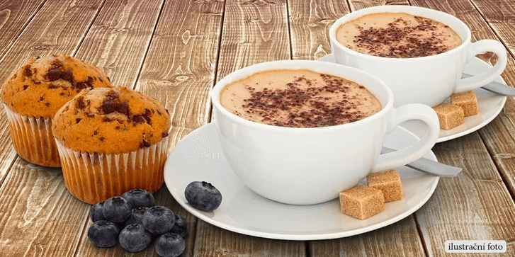 2 x káva a 2 velké muffiny pro dvě osoby