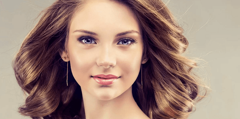 Permanentní make-up očních linek, obočí nebo rtů