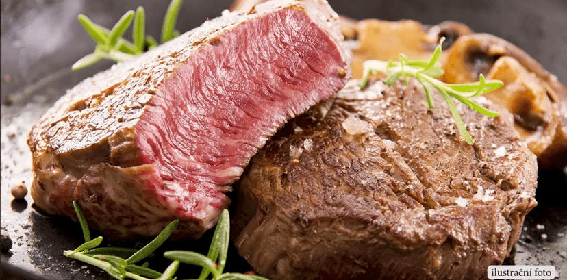 Pravý hovězí filet mignon s přílohou,salátem pro 2