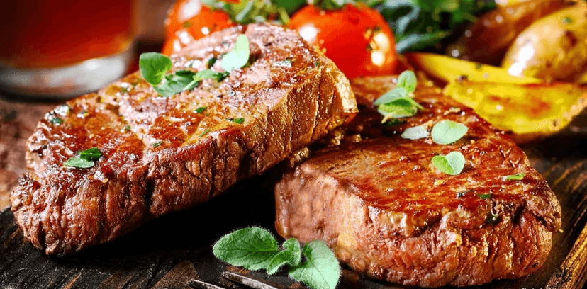 Lovecký vepřový steak s americkými brambory pro 2
