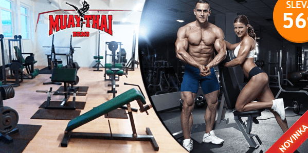 Cvičení ve fitness centru MUAY-THAI 