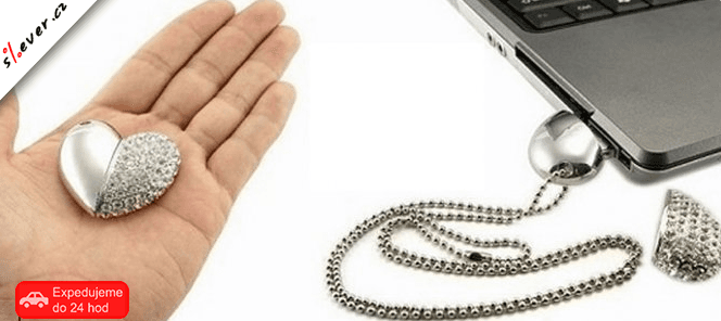 USB flash disk ve tvaru srdce