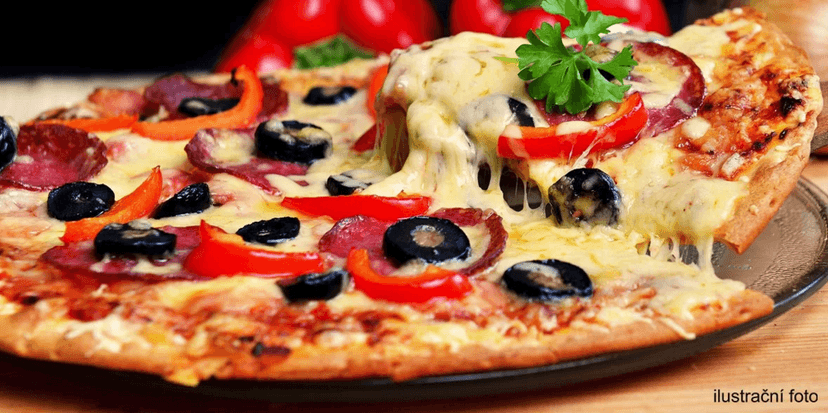 Křupavá pizza nebo těstoviny pro dva jedlíky