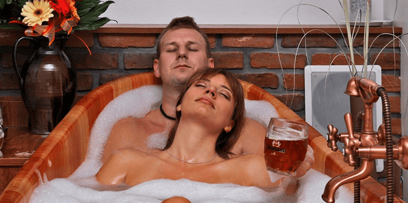 Horká pivní lázeň,masáž šíje