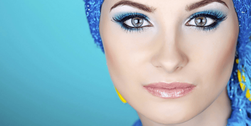 Permanentní make-up očních linek, obočí nebo rtů