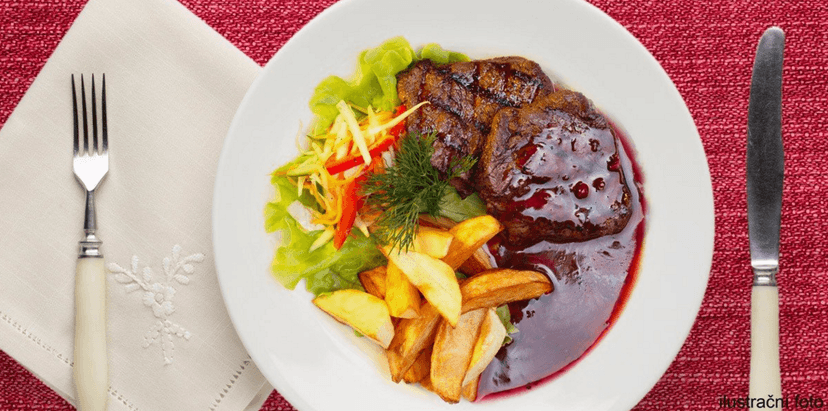 4chodové české menu s vínem a aperitivem(Klatovy)