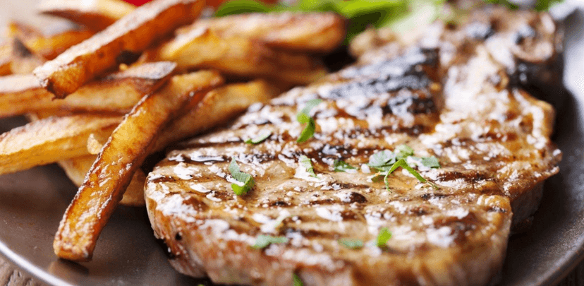 Bylinkami provoněný steak z krkovičky+příloha
