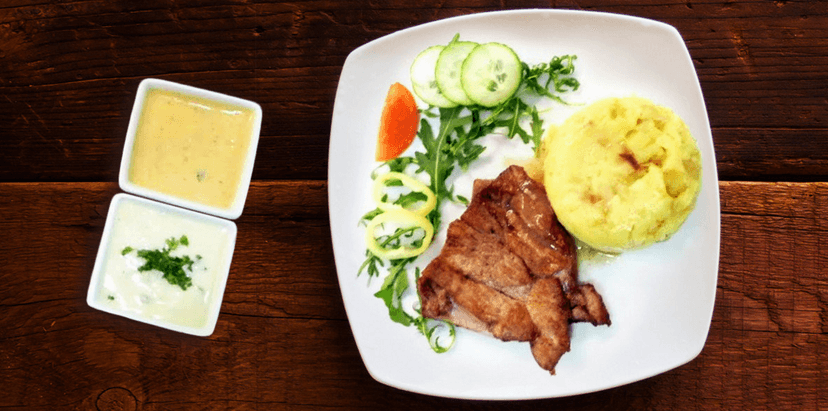 Carpaccio z červené řepy a steakové menu pro dva