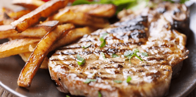 Bylinkami provoněný steak z krkovičky+příloha