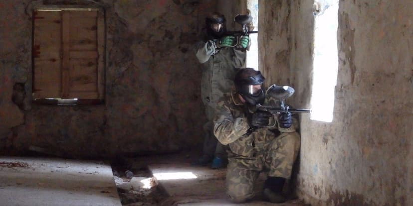 Časově neomezená paintballová přestřelka