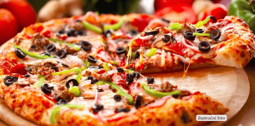 Dvě pizzy dle výběru z 28 druhů