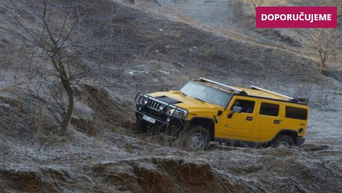 30ti minutové řízení legendárního Hummeru H2
